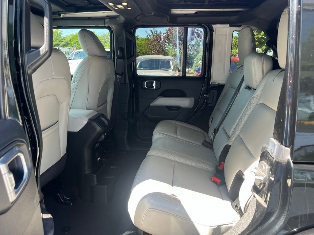 2023 Jeep Wrangler Altitude 4WD | Cold Weather Pkg | Sky One-Touch Power Top