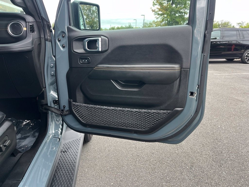 2026 Jeep Wrangler Sahara 4X4 | Sky 1-Touch Power Top