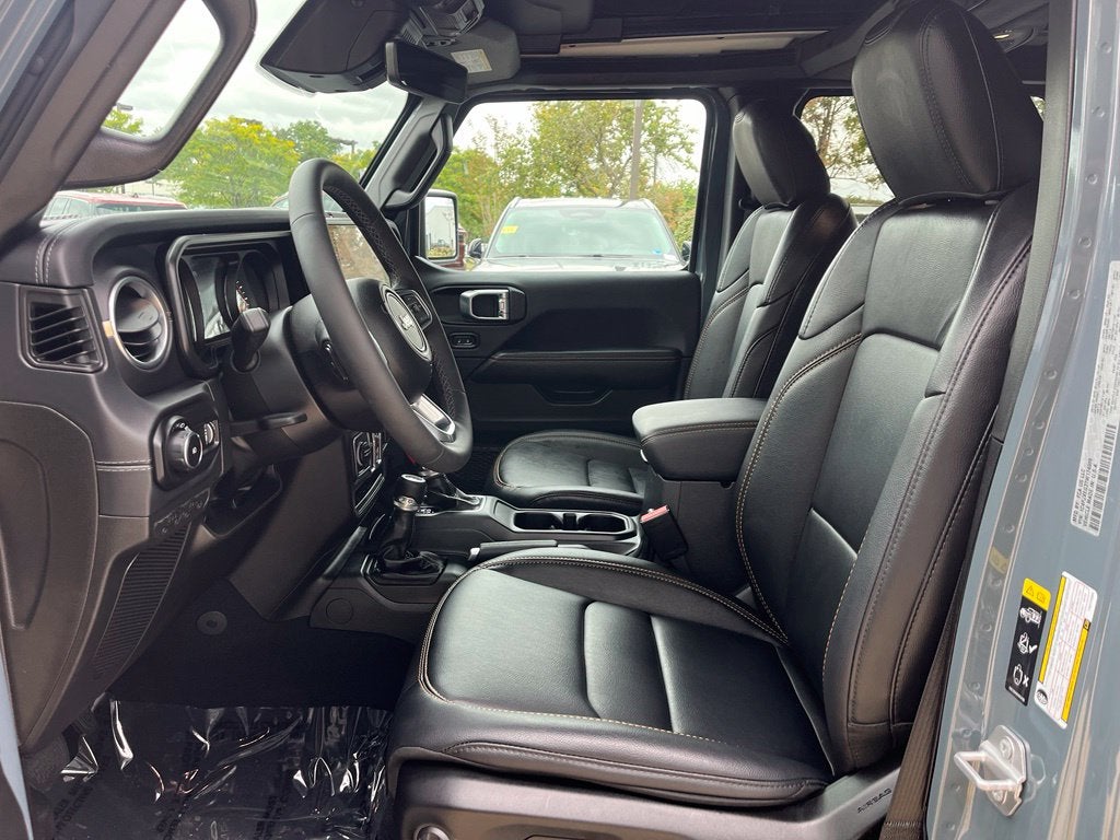 2026 Jeep Wrangler Sahara 4X4 | Sky 1-Touch Power Top