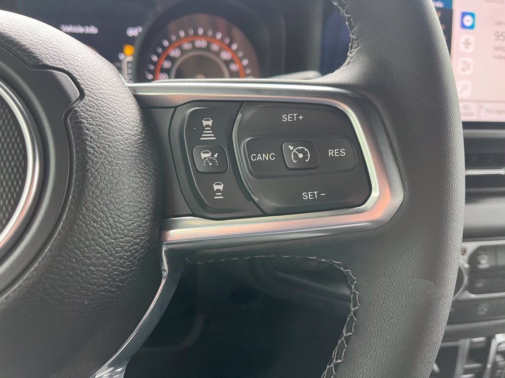 2026 Jeep Wrangler Sahara 4X4 | Sky 1-Touch Power Top
