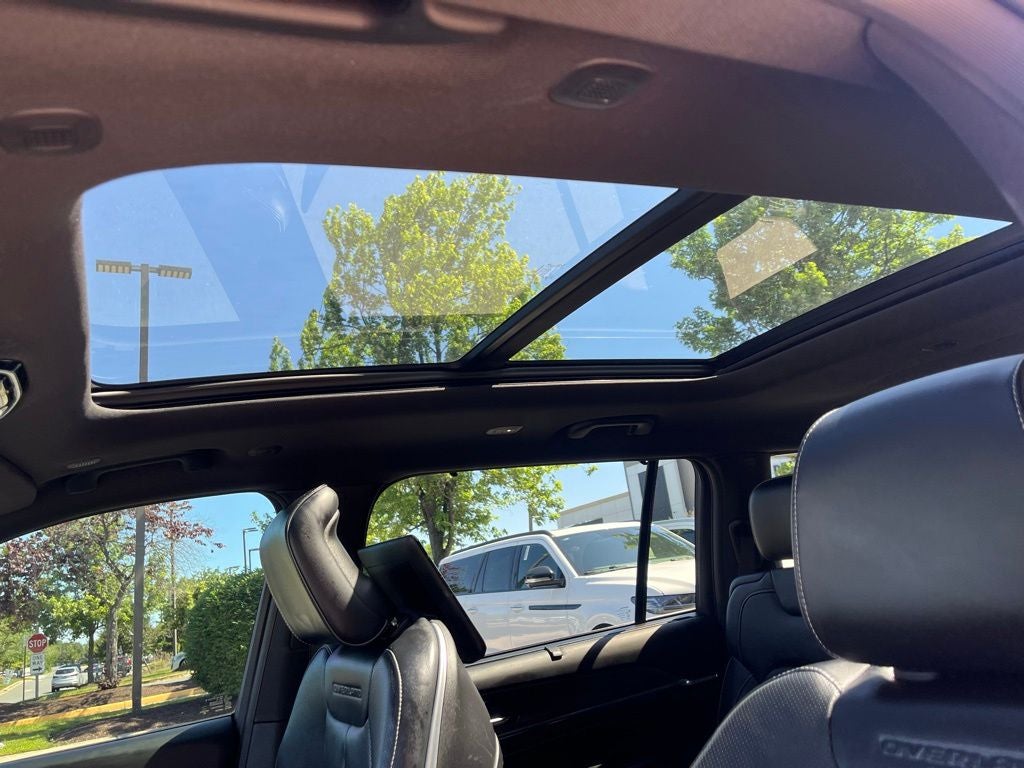 2023 Jeep Grand Cherokee L Overland 4WD | Pano Roof | BLIS | Entertain Pkg