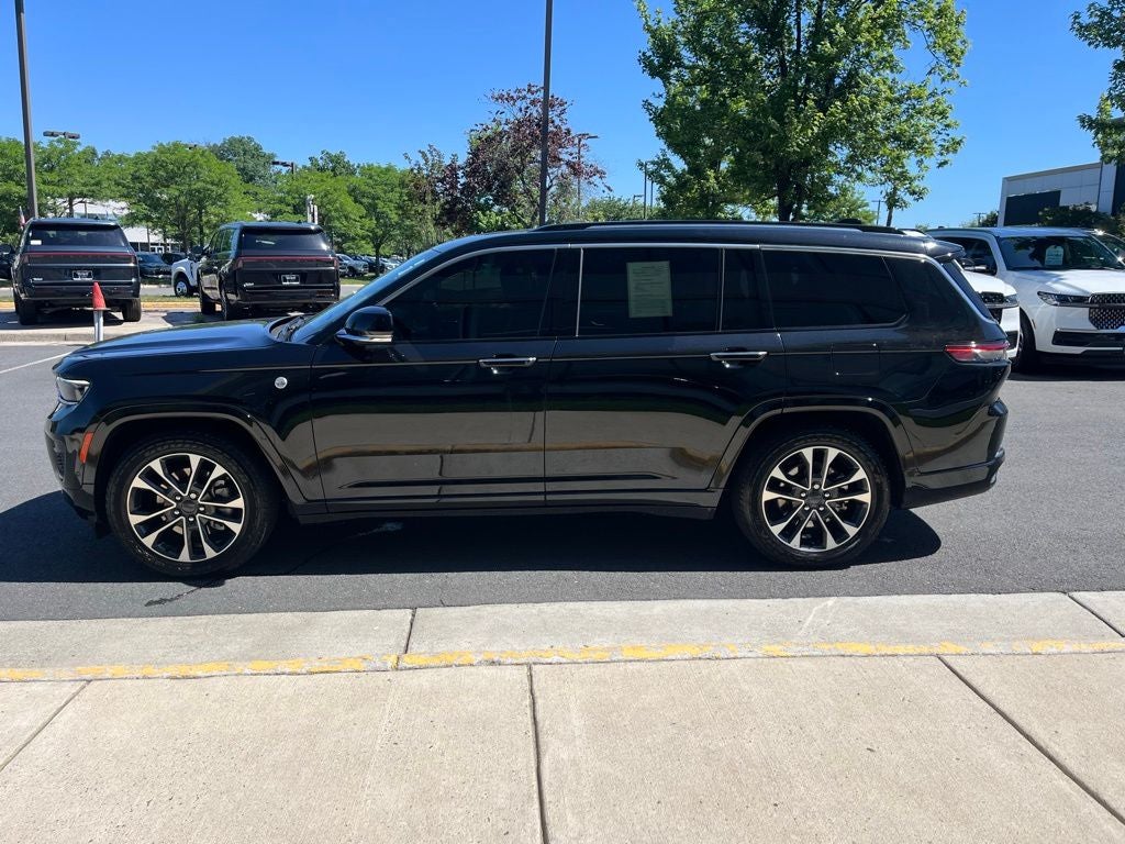 2023 Jeep Grand Cherokee L Overland 4WD | Pano Roof | BLIS | Entertain Pkg