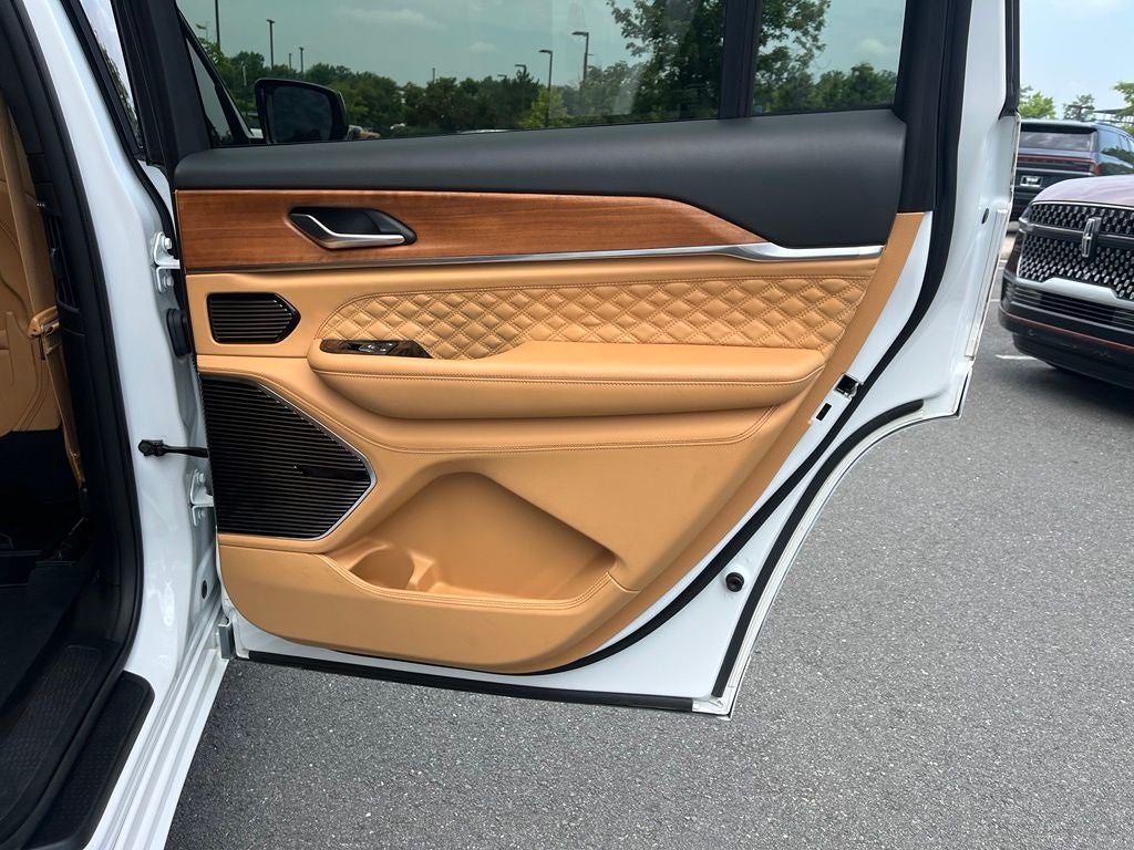 2023 Jeep Grand Cherokee L Summit Reserve 4WD | Moonroof | 360 Cam | High Alt