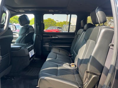 2023 Jeep Grand Wagoneer Series II 4WD | Flexible Seating Pkg | 28T Obsidian Pkg