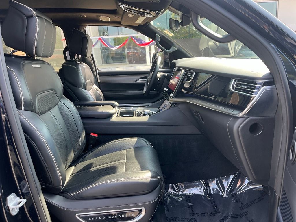 2023 Jeep Grand Wagoneer Series II 4WD | Flexible Seating Pkg | 28T Obsidian Pkg