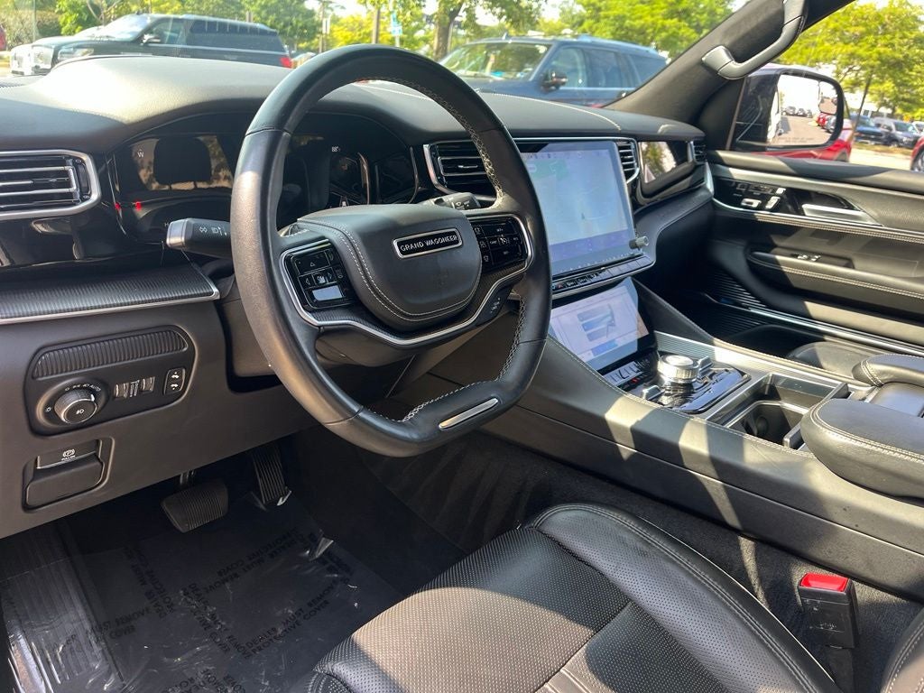2023 Jeep Grand Wagoneer Series II 4WD | Flexible Seating Pkg | 28T Obsidian Pkg
