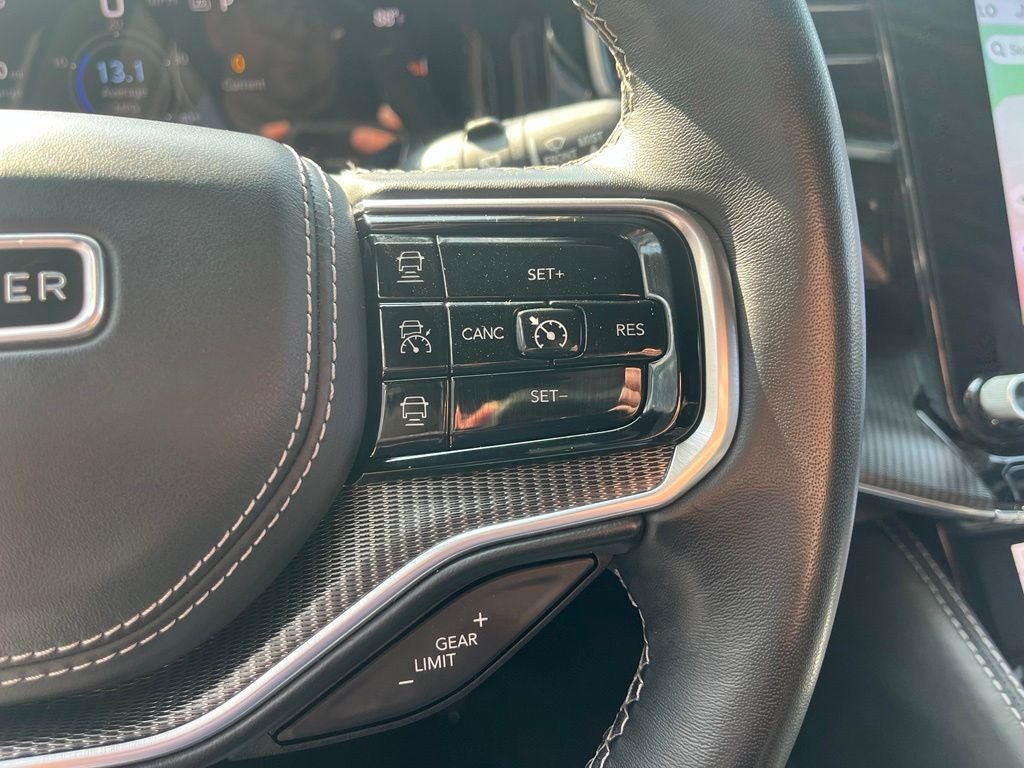 2023 Jeep Grand Wagoneer Series II 4WD | Flexible Seating Pkg | 28T Obsidian Pkg