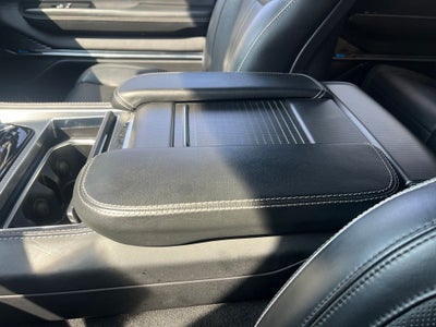 2023 Jeep Grand Wagoneer Series II 4WD | Flexible Seating Pkg | 28T Obsidian Pkg