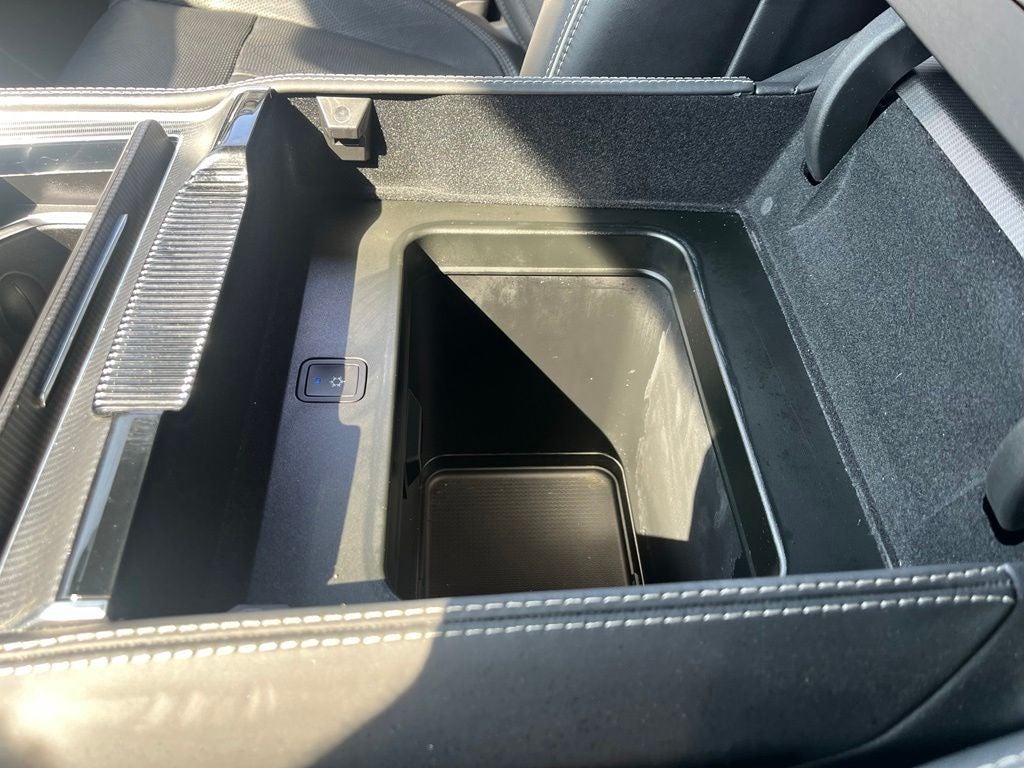 2023 Jeep Grand Wagoneer Series II 4WD | Flexible Seating Pkg | 28T Obsidian Pkg