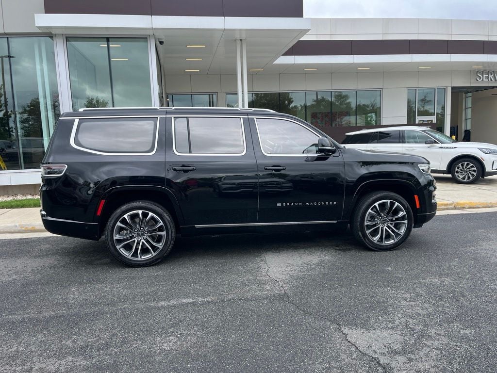 2022 Jeep Grand Wagoneer Series III | Pano Moonroof | HUD | 360 Cam | BLIS |