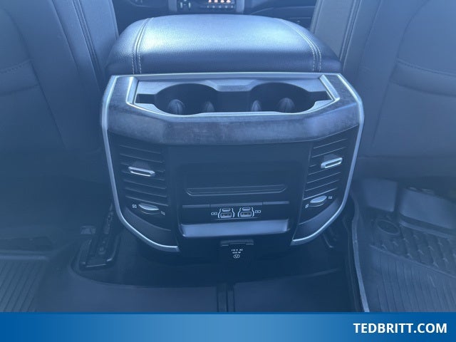 2022 RAM 1500 Big Horn/Lone Star | Night Edition | Pano Moonroof |