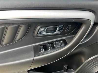 2017 Ford Taurus SEL