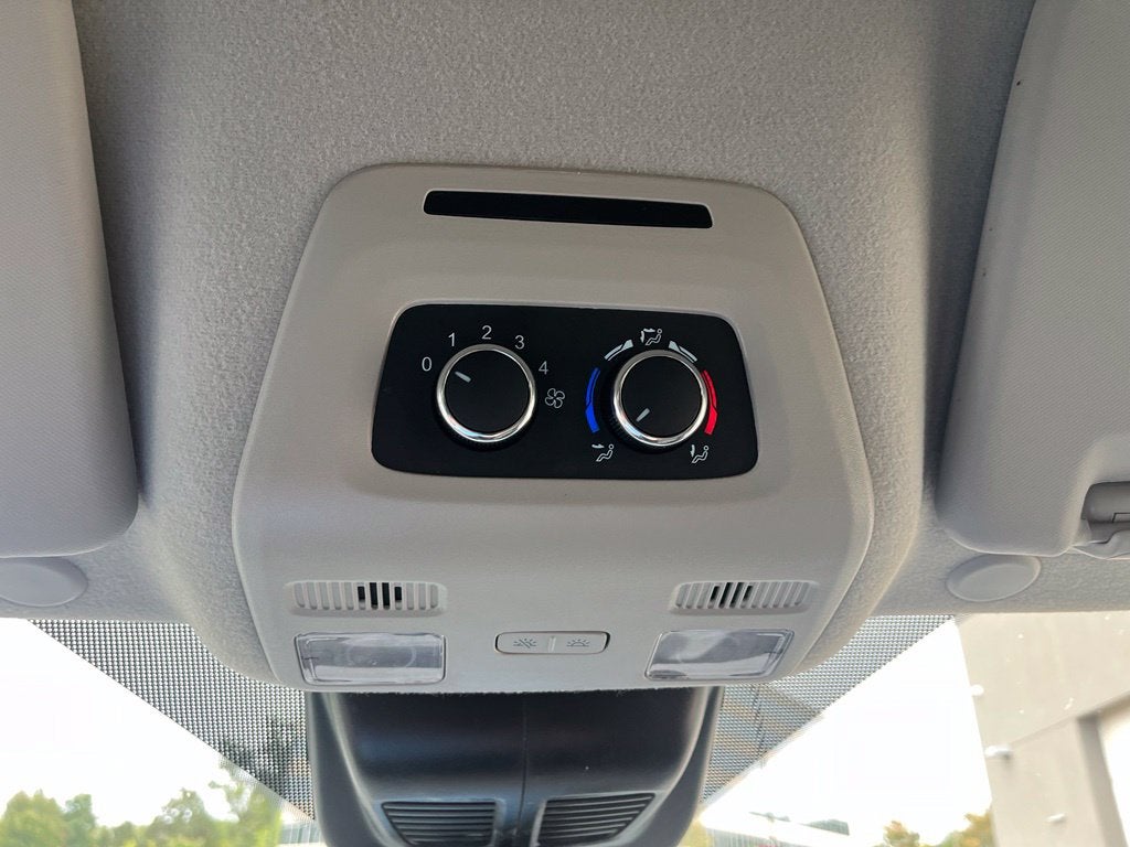 2026 Ford Transit-350 XLT Medium Roof | 15-Passenger