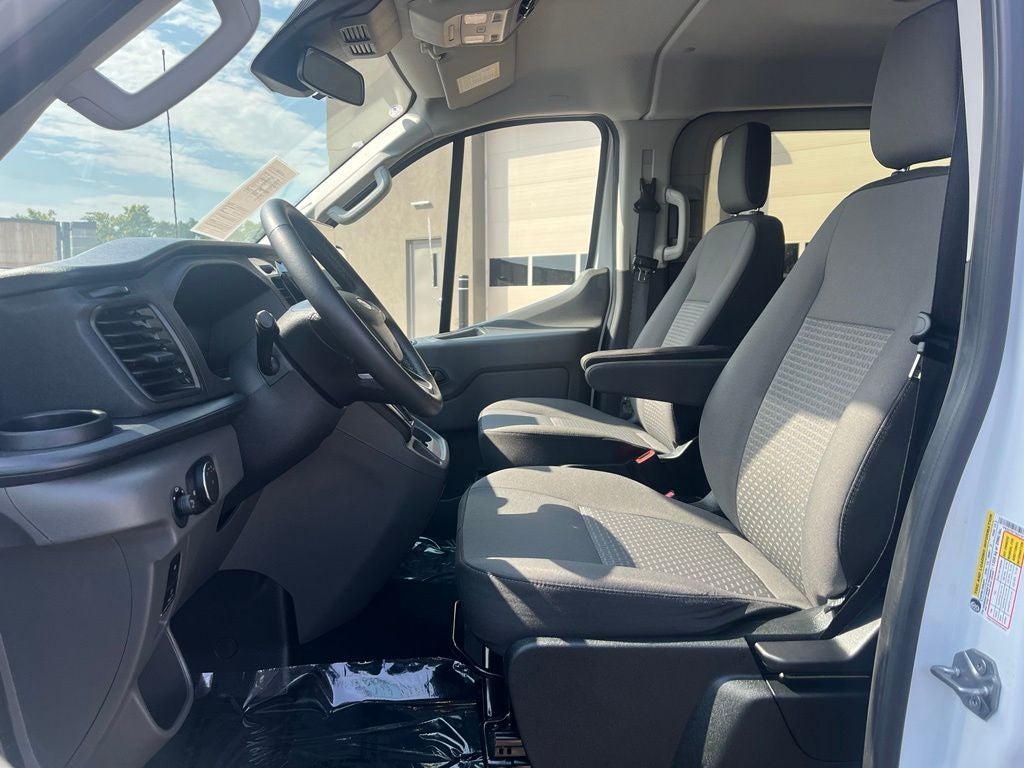 2026 Ford Transit-350 XLT | 15-Passenger Seats