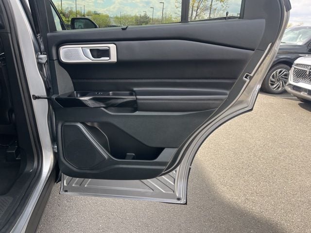 2024 Ford Explorer Platinum 4WD | Pano Roof | Tech Pkg | Trailer Tow Pkg