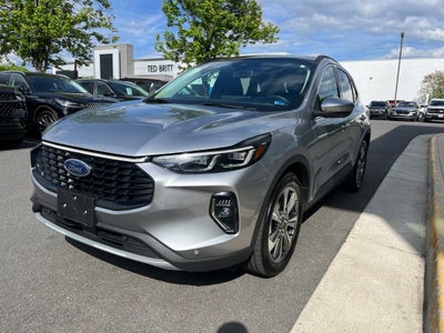 2023 Ford Escape Platinum AWD | Pano Roof | Premium Tech Pkg | 360 Cam | BLI