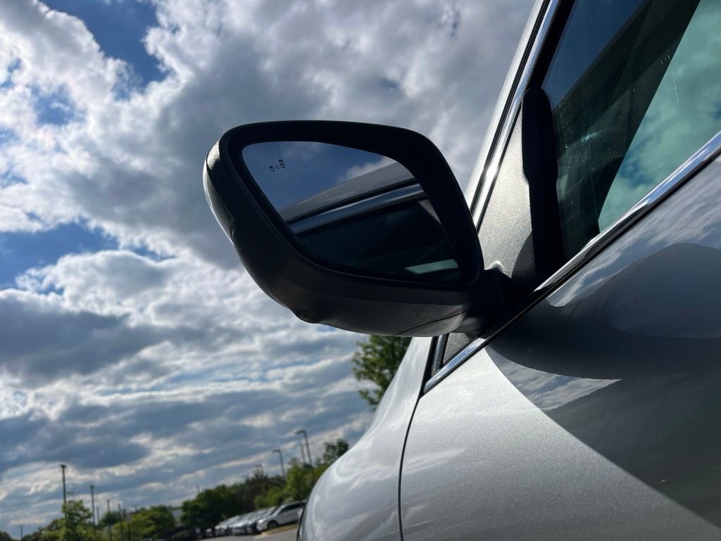 2023 Ford Escape Platinum AWD | Pano Roof | Premium Tech Pkg | 360 Cam | BLI