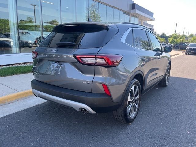 2025 Ford Escape Hybrid Platinum AWD | Nav | Pano Roof | BLIS | Remote Start