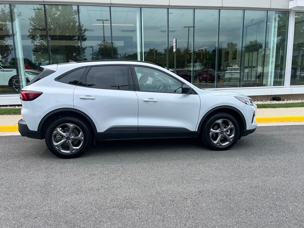 2026 Ford Escape ST-Line AWD | BLIS | CarPlay/Android Auto | 1 Owner