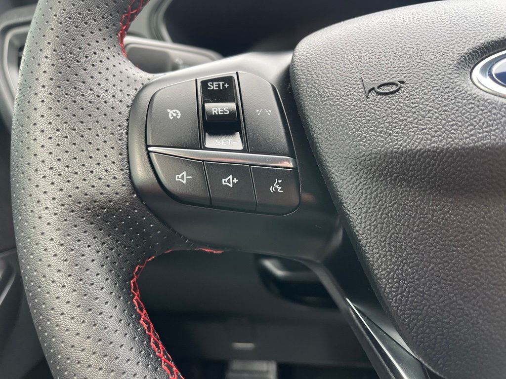 2026 Ford Escape ST-Line AWD | BLIS | CarPlay/Android Auto | 1 Owner