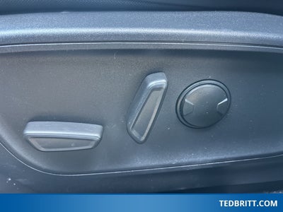 2024 Ford Escape ST-Line AWD | Cold Weather Pkg | BLIS | Tech Pkg