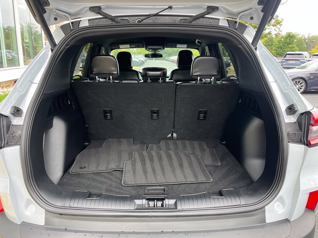 2025 Ford Escape ST-Line Select AWD | CarPlay/Android Auto | BLIS | Htd Front Seat