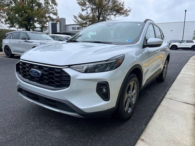 2025 Ford Escape ST-Line Select AWD | CarPlay/Android Auto | BLIS | Htd Front Seat