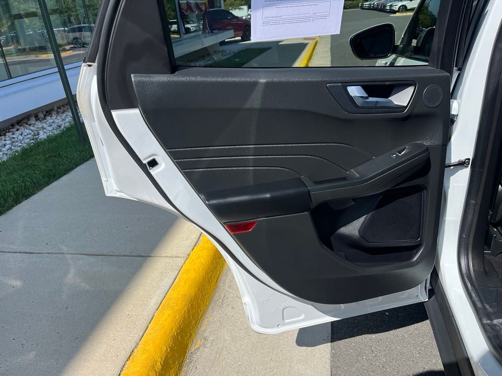 2023 Ford Escape Hybrid ST-Line Select