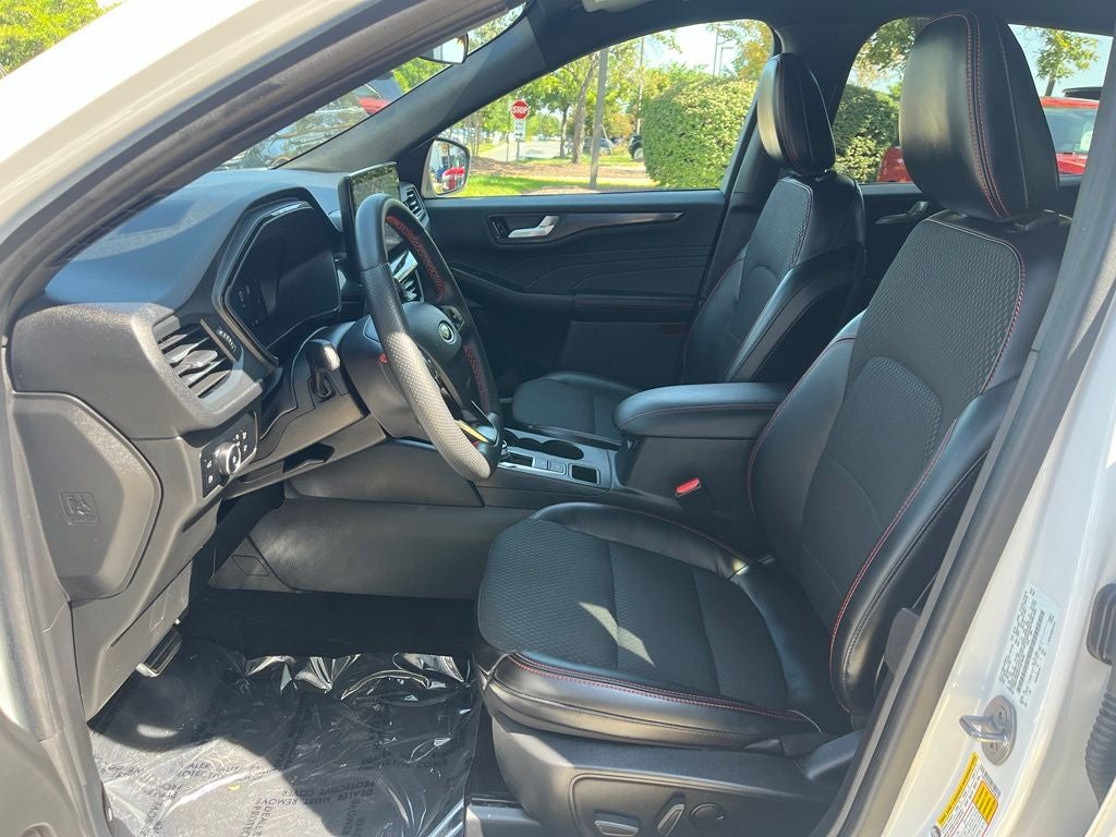 2023 Ford Escape Hybrid ST-Line Select