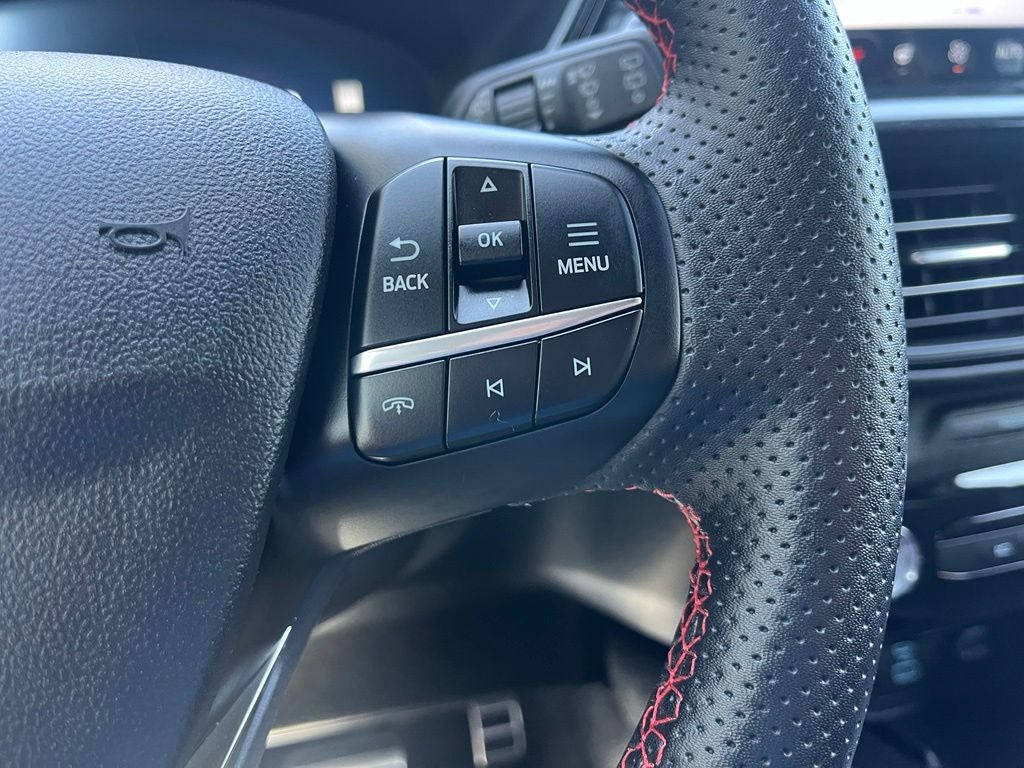 2023 Ford Escape Hybrid ST-Line Select