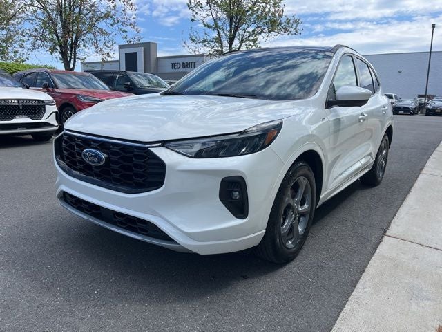 2023 Ford Escape Hybrid ST-Line Select | 360 Cam | Pano Moonroof | BLIS |