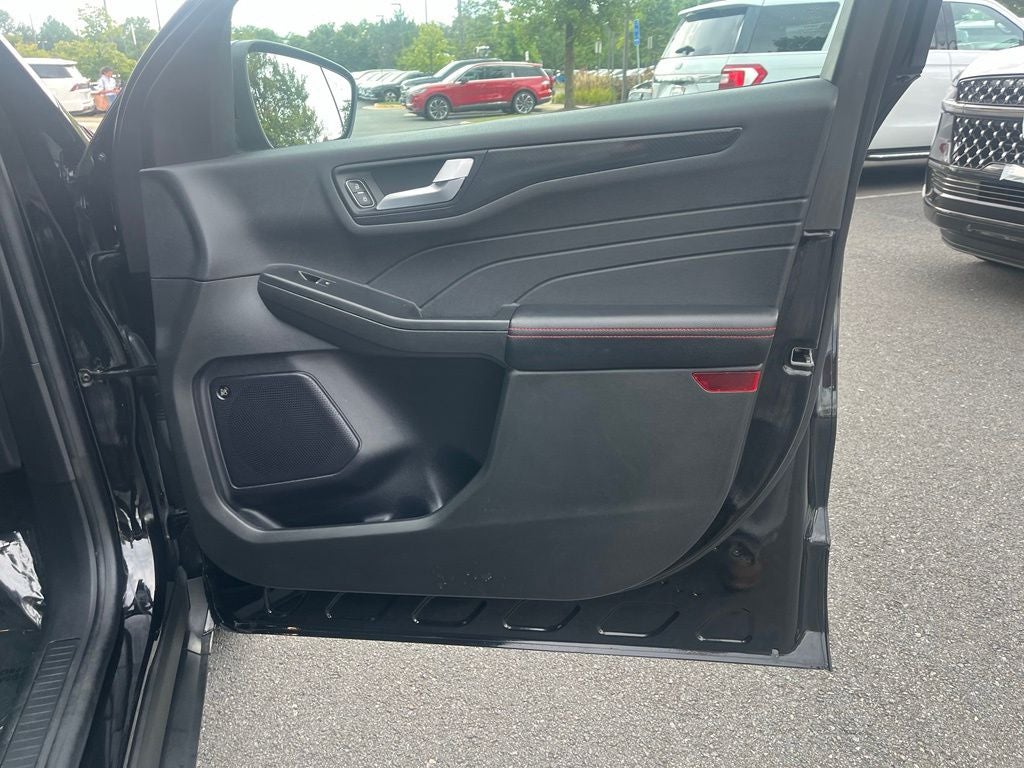 2024 Ford Escape ST-Line Elite