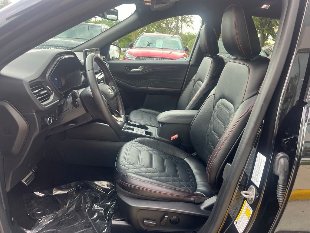 2024 Ford Escape ST-Line Elite