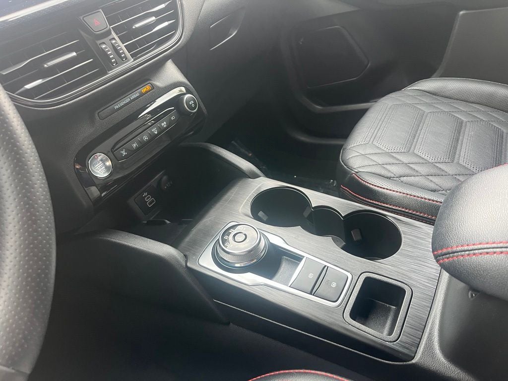 2024 Ford Escape ST-Line Elite
