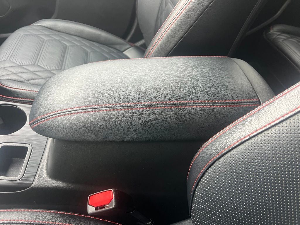 2024 Ford Escape ST-Line Elite