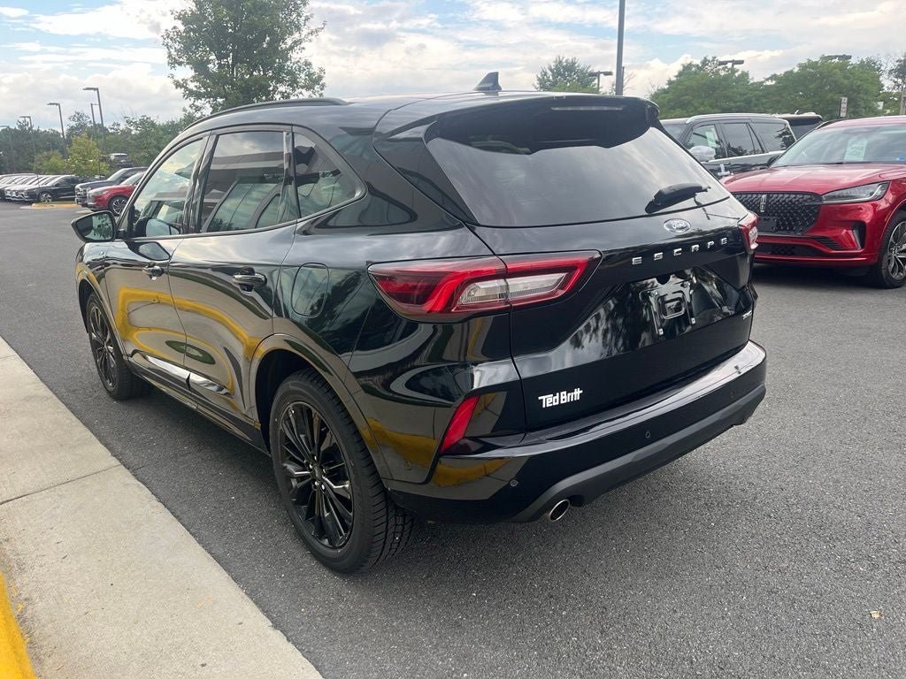 2024 Ford Escape ST-Line Elite