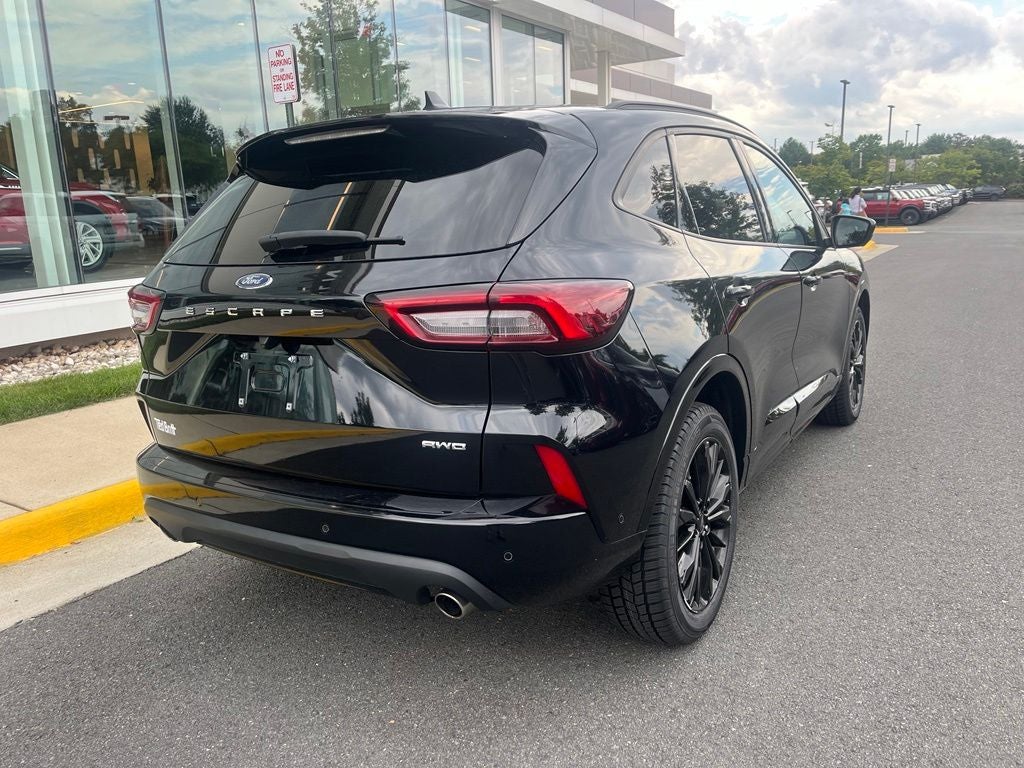 2024 Ford Escape ST-Line Elite