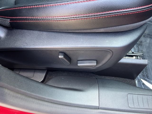 2025 Ford Escape Hybrid ST-Line Elite AWD | Prem Tech Pkg | Pano Roof | 360 Cam