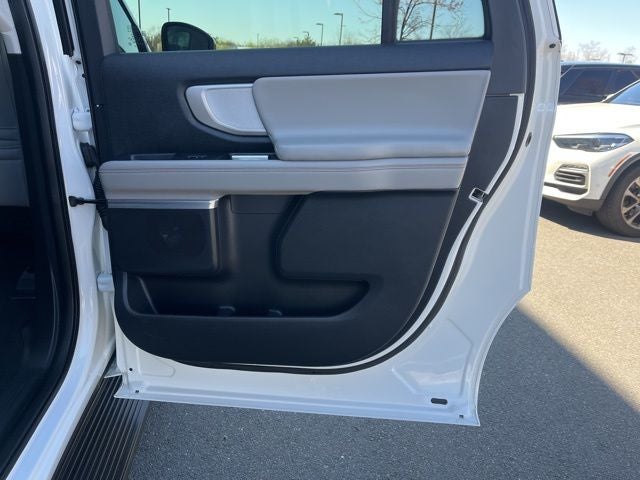 2025 Ford Expedition Max Active 4WD | Pano Roof | 360 Camera | HD Tow Pkg