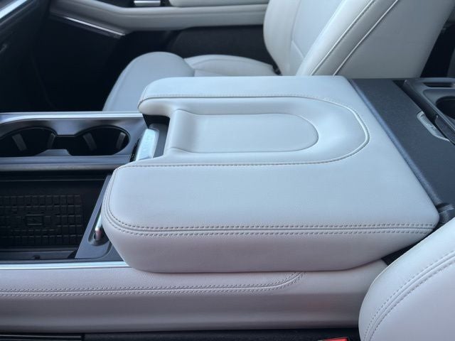 2025 Ford Expedition Max Platinum 4WD | Pano Roof | 360 Cam | BLIS | HD Tow Pkg