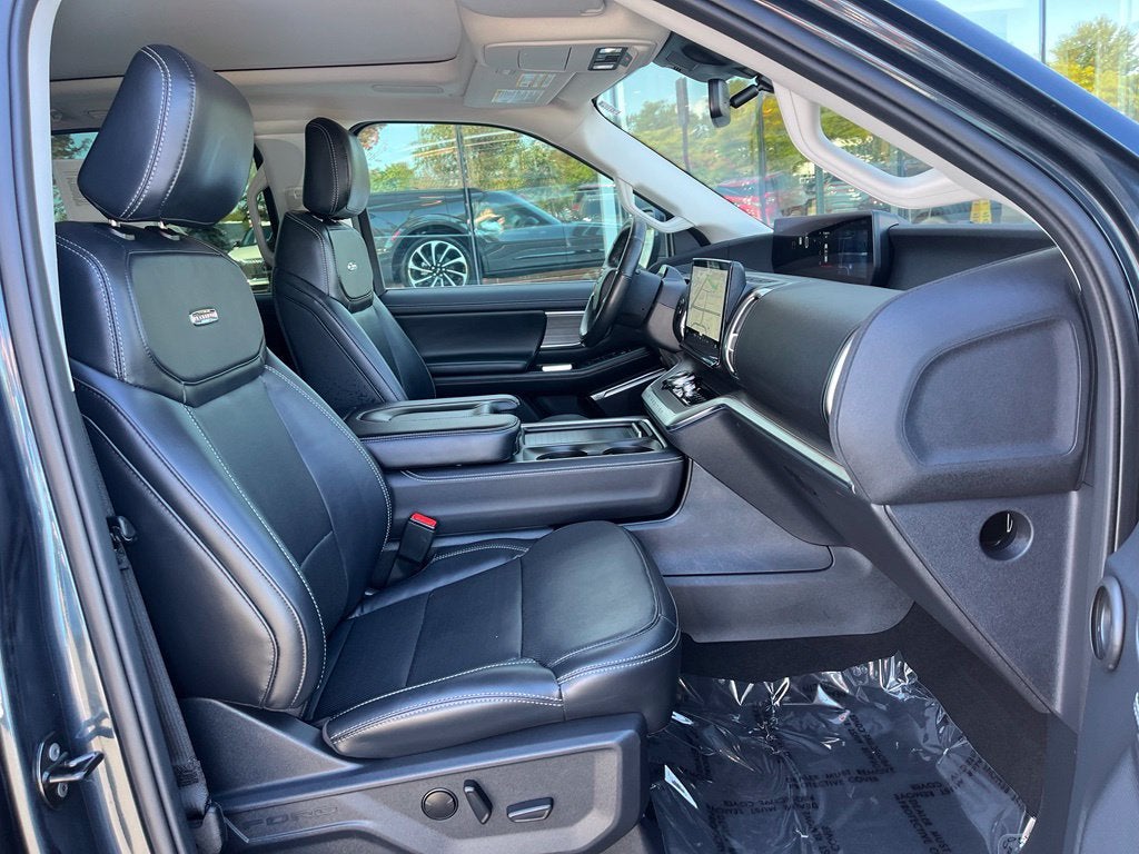 2025 Ford Expedition Max Platinum 4WD | Pano Roof | 360 Cam | BLIS | HD Tow Pkg