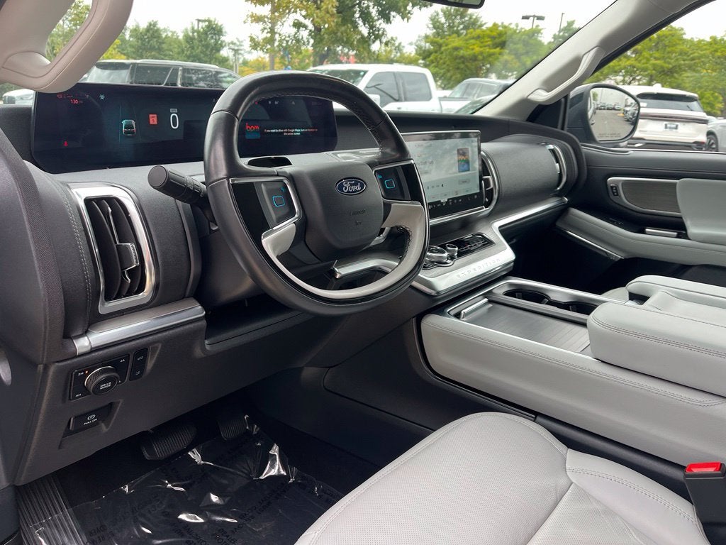 2025 Ford Expedition Max Platinum 4WD | Pano Roof | BLIS | 360 Cam | HD Tow