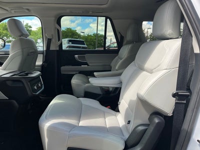 2025 Ford Expedition Max Platinum 4WD | Pano Roof | 360 Cam | BLIS | HD Tow Pkg