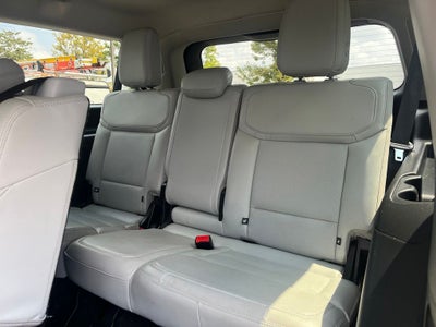 2025 Ford Expedition Max Platinum 4x4 | Pano Roof | BLIS | HD Tow Pkg