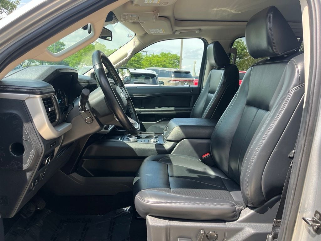2024 Ford Expedition XLT 4WD | Pano Roof | 360 Cam | BLIS | HD Tow Pkg