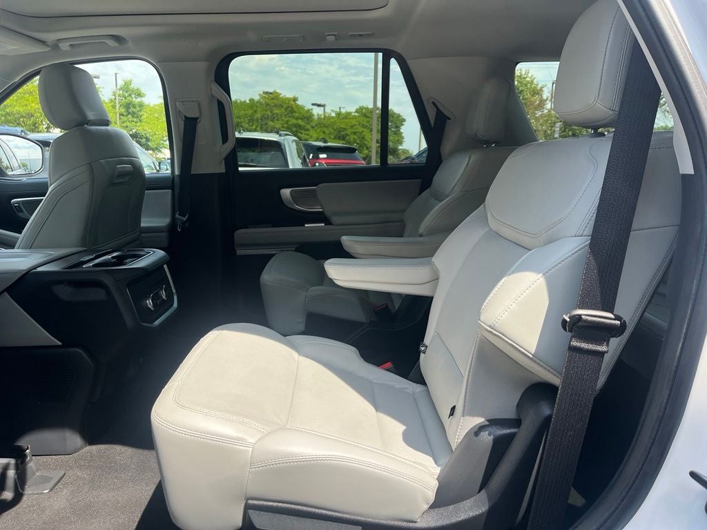 2025 Ford Expedition Platinum 4WD | Pano Roof | 360 Cam | BLIS | HD Tow Pkg