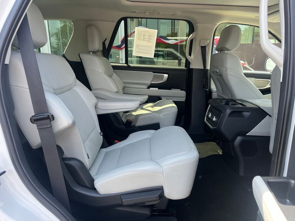 2025 Ford Expedition Platinum 4WD | Pano Roof | 360 Cam | BLIS | HD Tow Pkg
