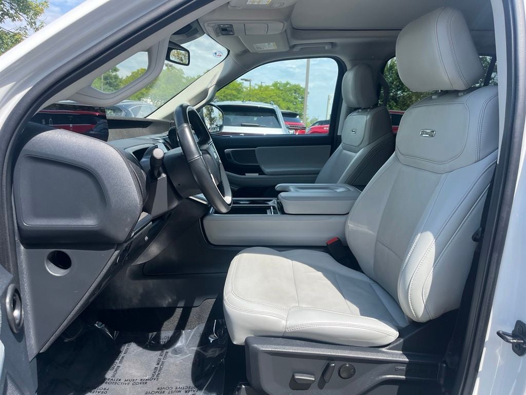 2025 Ford Expedition Platinum 4WD | Pano Roof | 360 Cam | BLIS | HD Tow Pkg