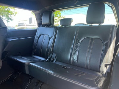 2023 Ford Expedition Platinum 4WD | Pano Roof | 360 Cam | HD Tow | Entertain Pkg