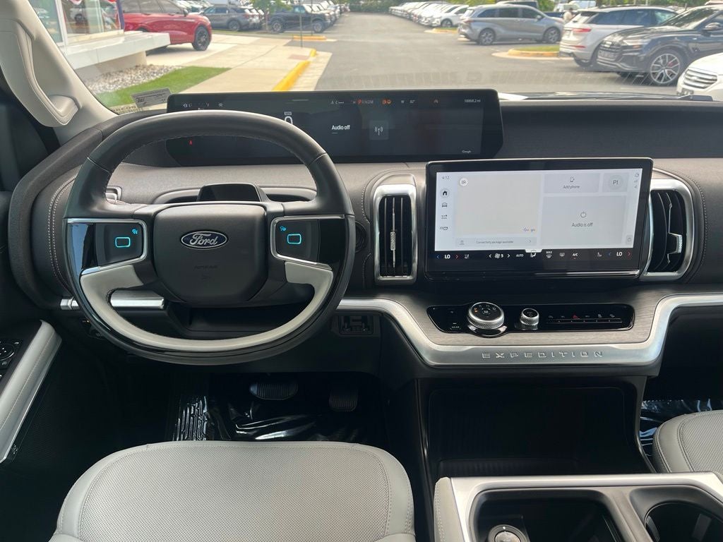 2025 Ford Expedition Platinum 4WD | Pano Roof | BLIS | LKAS